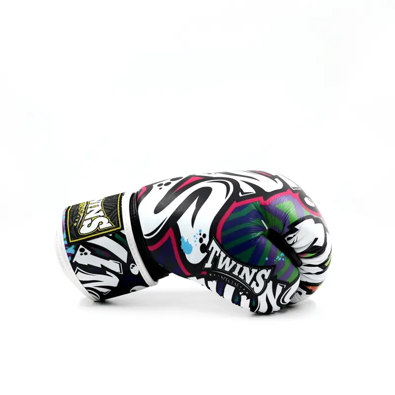 Guantoni Twins Special Fantasy Series Graffiti - Image 3