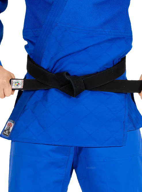 Judogi Daedo Elite Bianco 690 gsm - Uniforme Judo Professionale - Image 4