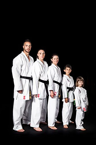 Karategi KO WKF Principianti e Intermedi