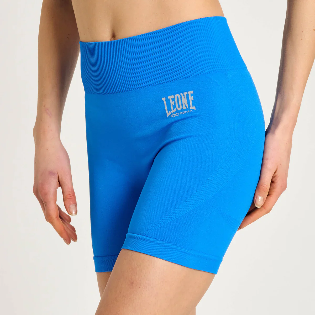 Pantaloncini Leone a Compressione Femminili - Image 8