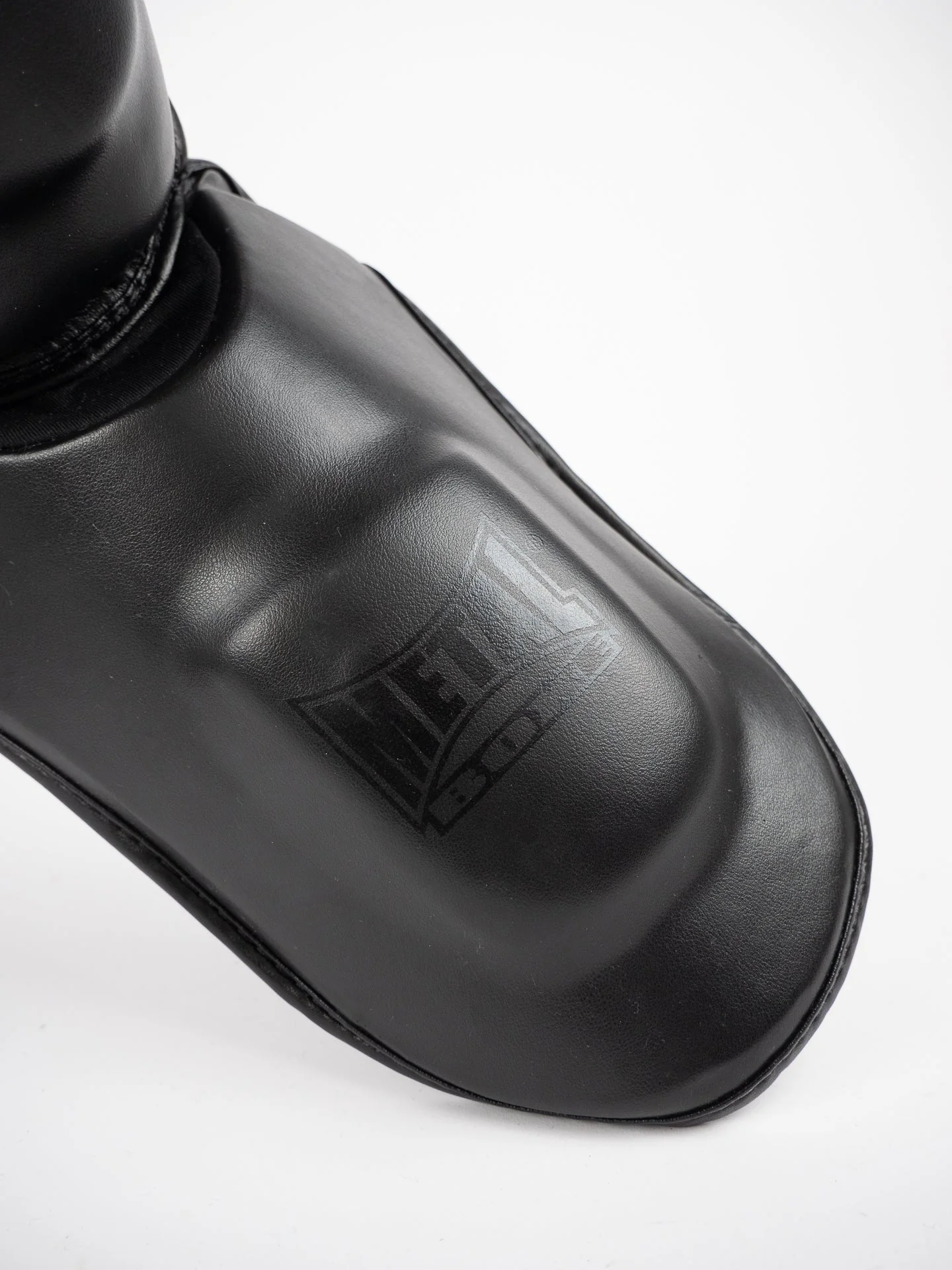 Paratibia Metal Boxe Furious Black – Leggerezza e Protezione - Image 5